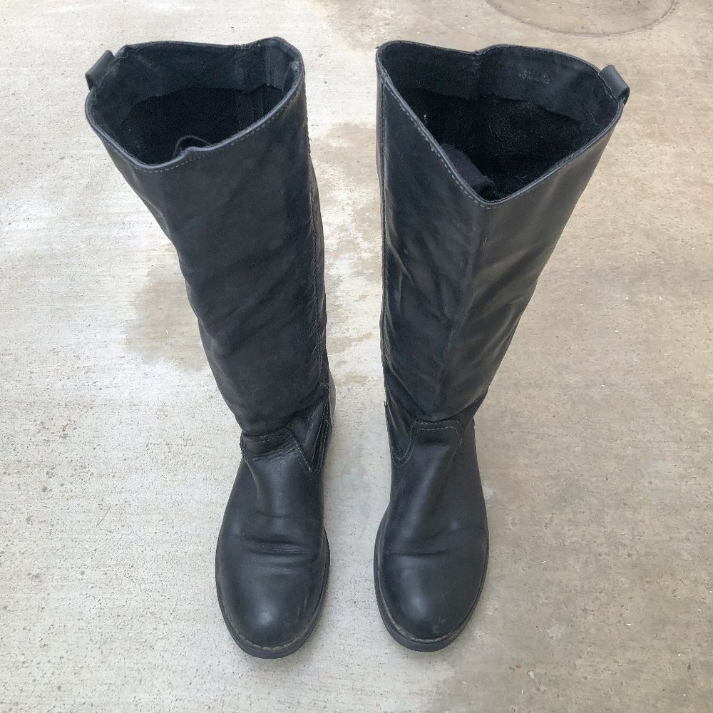 Tall Black leather vintage Steve Madden Nettle boot